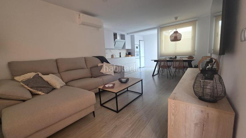 Foto 780e945e-bbb5-4c9d-b24d-fc4c4b935d5a. Miete haus in calle del monte de Santa Pola 35 in Santa Pola