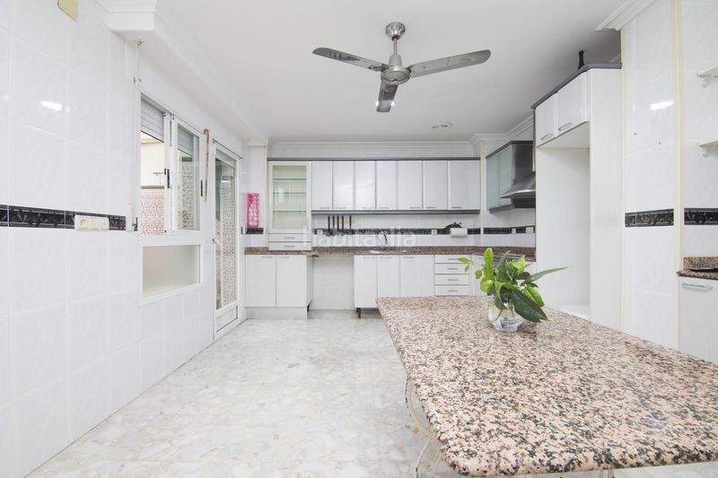 Foto a392dfee-d2d9-470d-9dc1-9fd4b28be7f3. Casa amb aparcament a Pont Nou - Corazón de Jesús Elche / Elx