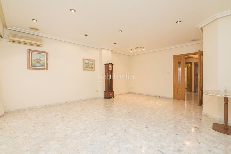 Foto d808f02f-d157-4375-978a-00263b983438. Casa amb aparcament a Pont Nou - Corazón de Jesús Elche / Elx