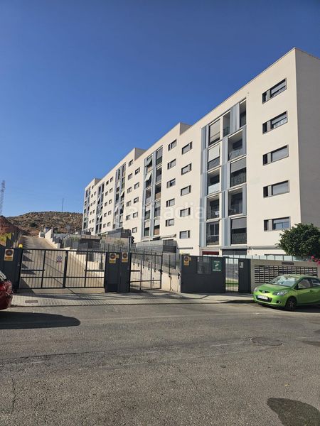Foto abb72402-ebb7-485c-9358-a88b2cdf295e. Piso  seminuevo en urbanización con piscina en Crevillente