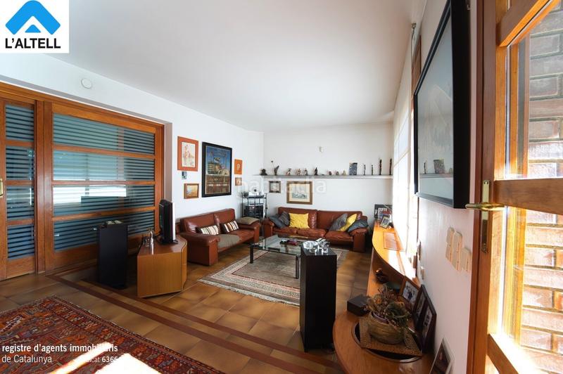 Foto a33829dd-942c-49c1-930a-3f45e0dbad33. Chalet en Ametlla del Vallès (L´)