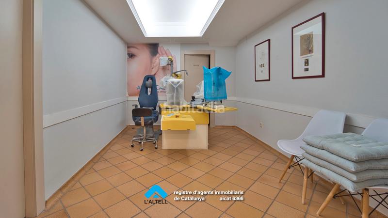 Foto 622f2029-e9eb-4f8c-ade5-7649141b1e0e. Local comercial en Sota el cami ral Granollers