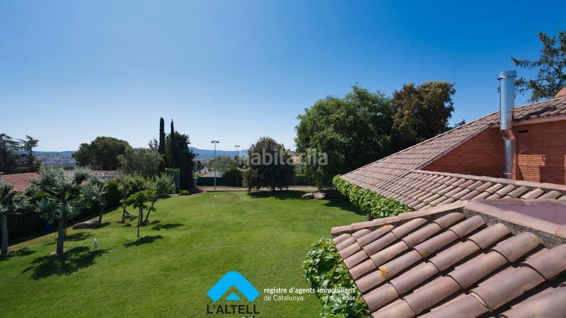 Foto 3d21c6b6-f74a-4796-bf68-424071b773c1. Chalet en Canovelles
