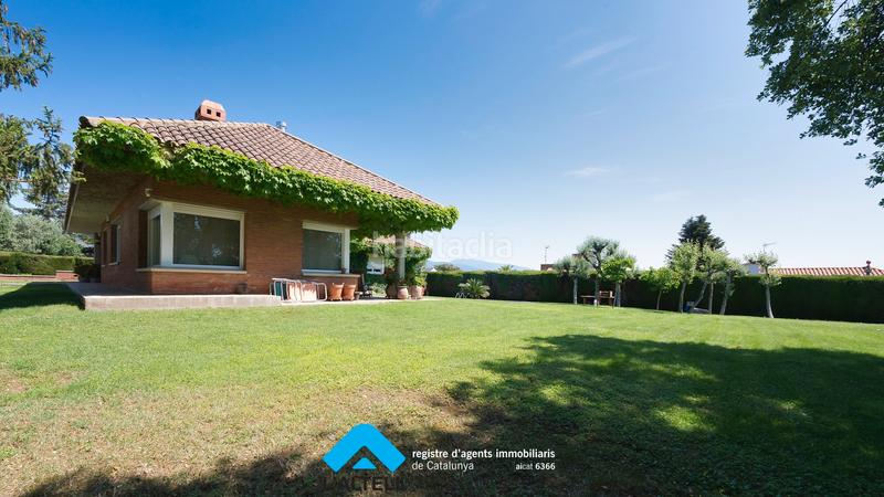 Foto d3e828c5-ed27-4c60-a2cd-705666aa04f2. Chalet en Canovelles