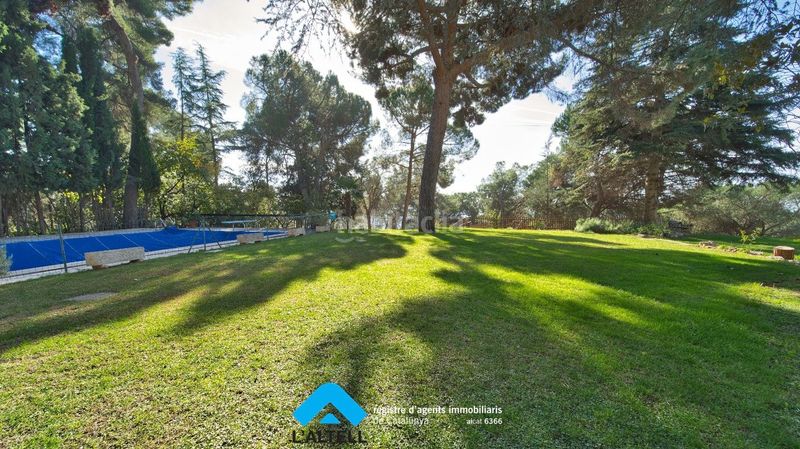 Foto 3c0aeca0-b0e2-4f65-a576-fa2fb10e6384. Chalet en Ametlla del Vallès (L´)