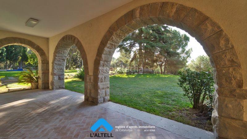 Foto a8c20276-3adf-43e6-a30f-1a6317b3c96a. Chalet en Ametlla del Vallès (L´)