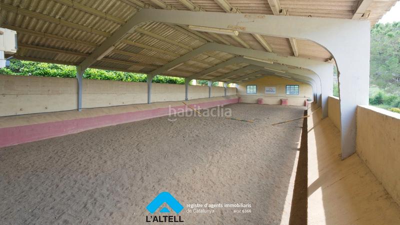 Foto 0b674701-b436-4116-a063-e383a150f045. Masía en Bigues i Riells del Fai