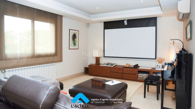 Foto a4bc1b41-98b0-4ebf-9965-bb376cf579f5. Casa amb calefacció aparcament piscina a Can Violí - Can Poi del Bosc Garriga (La)