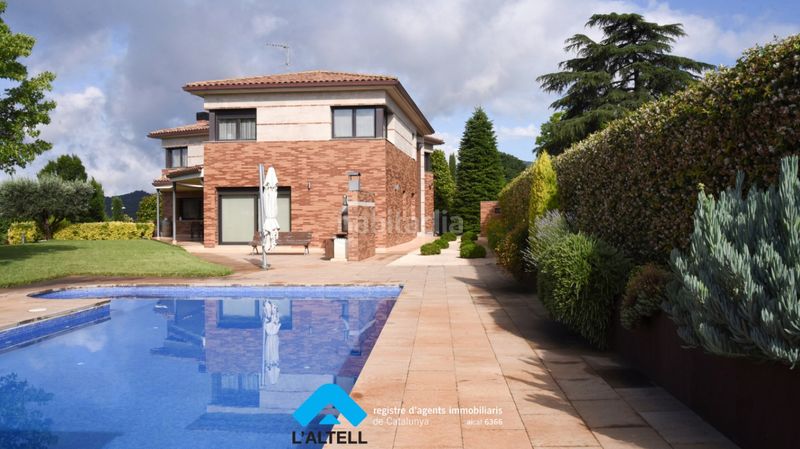 Foto ea320c2b-e640-4d2a-8fef-60a39a080d67. Casa amb calefacció aparcament piscina a Can Violí - Can Poi del Bosc Garriga (La)