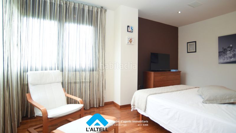 Foto f18f596d-82b1-498d-bcb5-d27dd6b0a043. Casa amb calefacció aparcament piscina a Can Violí - Can Poi del Bosc Garriga (La)