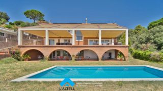 Casa a Ametlla del Vallès (L´)