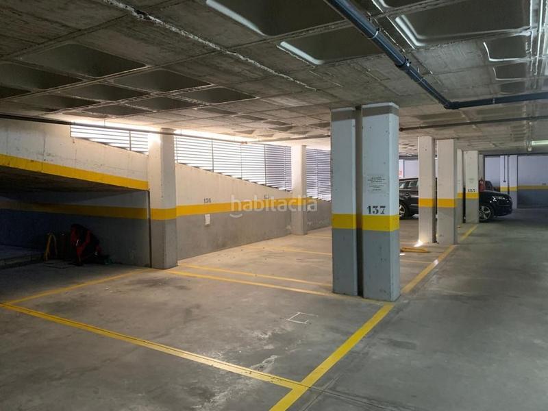 Foto 4ac40b49-3b08-4b19-a8ab-ad6e1c06b35d. Parking coche plaza de garaje en venta en avda Juan Carlos I en Murcia