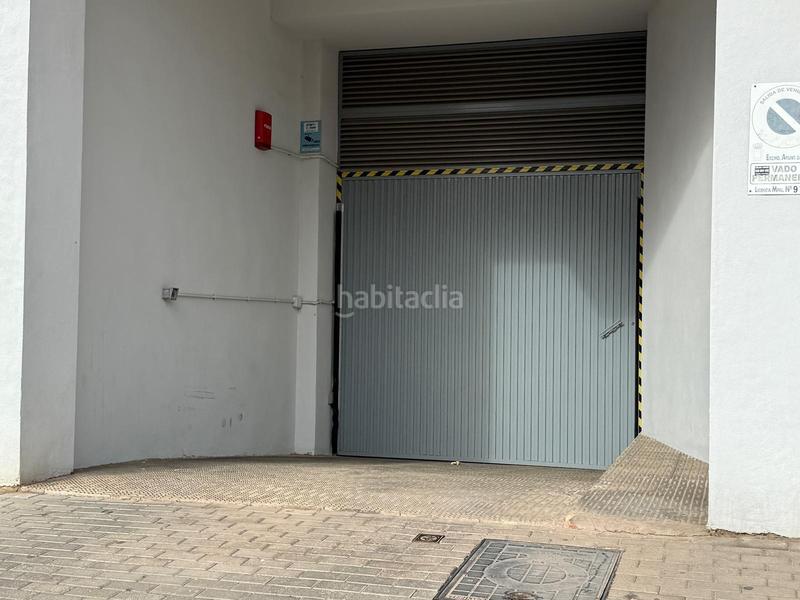 Foto b65b89bb-e8ef-4505-bc65-be25ddb74084. Parking voiture dans avenida marqués de espinardo 4 dans Murcia