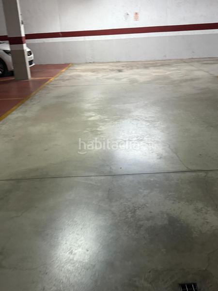 Foto f8cf95f3-2da5-4f55-9a0a-254cfe14a31f. Parking voiture dans avenida marqués de espinardo 4 dans Murcia