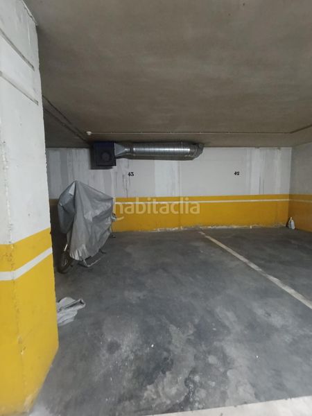 Foto 395cb85c-85fb-434a-9c3e-a2bc92bde0dc. Aparcament cotxe a El Carmen Murcia