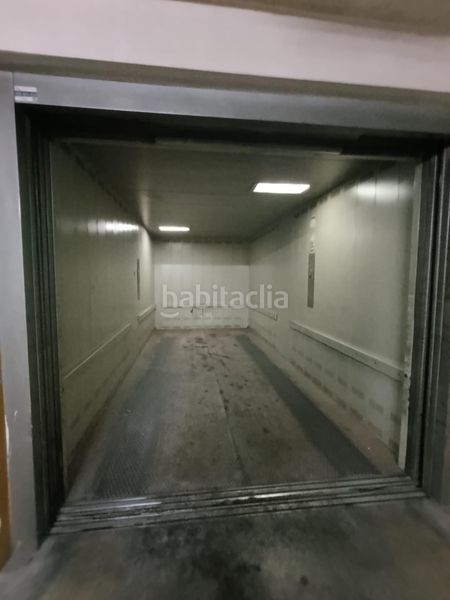 Foto b88216b6-d266-48e8-a0da-22fa9e0576db. Aparcament cotxe a El Carmen Murcia