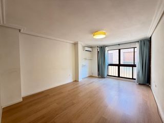 Rent Apartment  Calle frutos baeza. Apartamento en alquiler en el corazon de murcia capital  gran vi