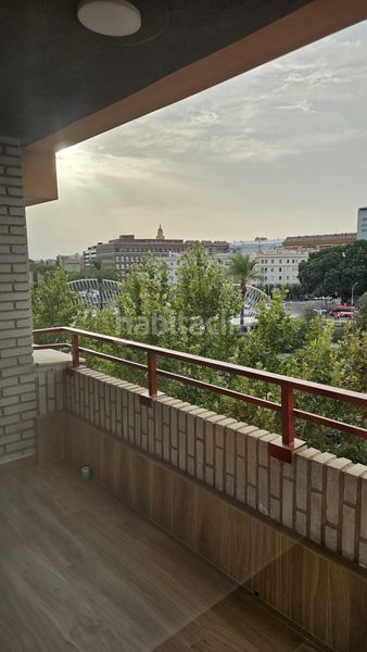 Alquiler Piso  en  Infante-Juan Manuel. Piso reformado para estudiantesprofesionales sanitarios