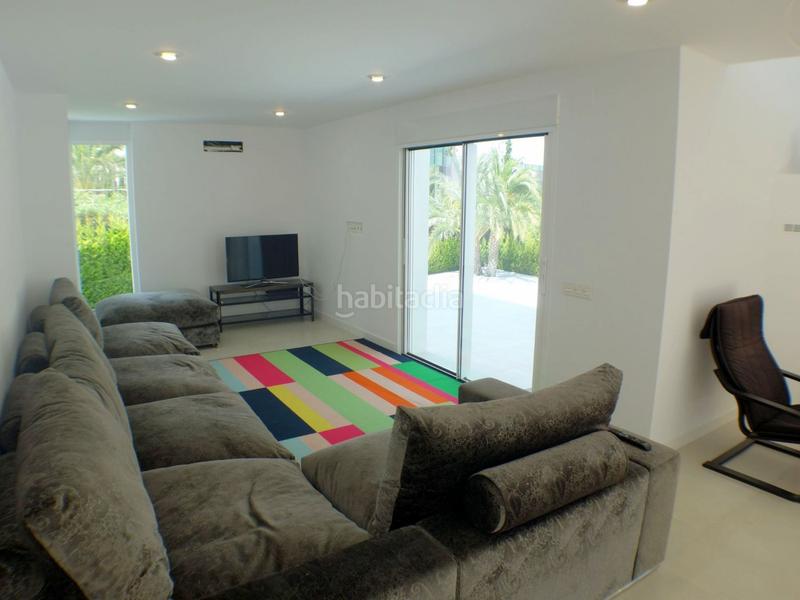 Foto 18524383-95f3-41db-9f43-ed02fe8e6f0c. Chalet avec parking piscine dans Sierra Helada Benidorm