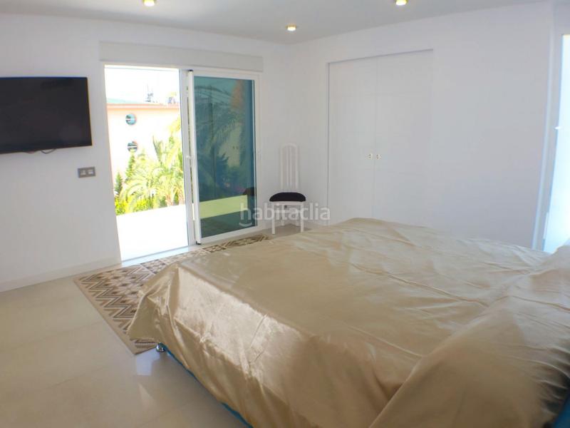 Foto d2b517fc-1d81-4b58-90bc-fd670301a093. Chalet avec parking piscine dans Sierra Helada Benidorm