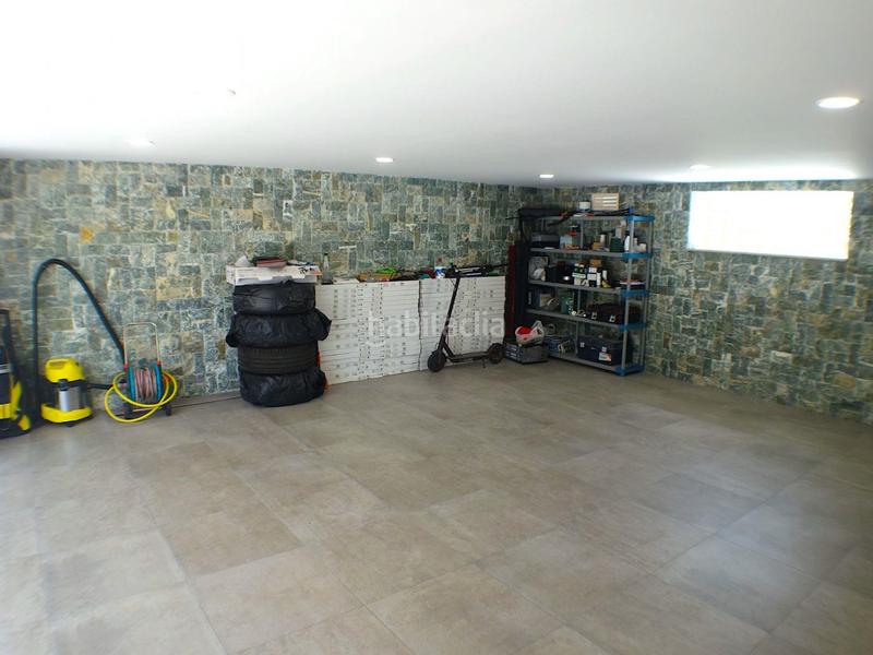 Foto f3398e44-6ecb-4a28-90e1-0f19fa148c4d. Chalet avec parking piscine dans Sierra Helada Benidorm