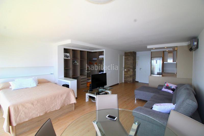 Foto 3d1c27d2-cbb4-4f4c-b0f9-484679e409f0. Loft amb calefacció aparcament a Playa Levante Benidorm
