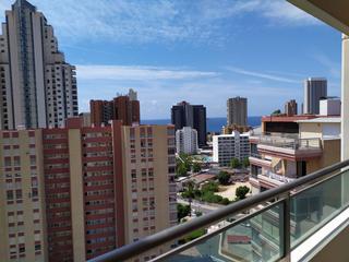 Apartament a Rincón Bajo. Amplio seminuevo apartamento con terraza grande y garaje subterr