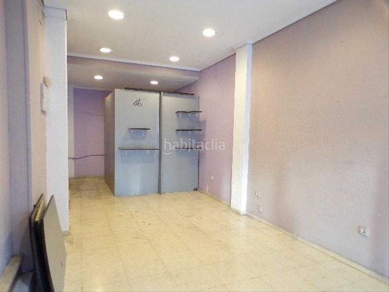 Foto cc652c4a-a0cf-4557-bcd0-fc2a1b3040da. Local comercial a Levante Alto Benidorm