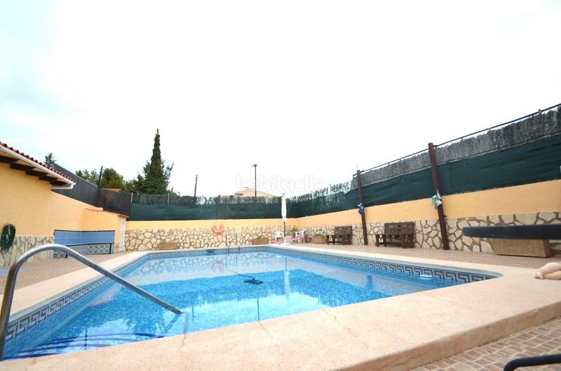 Foto 549b7c24-3c1d-48b4-ae3f-914fcbba435b. Chalet con riscaldamento parcheggio piscina in Coloma Nucia (la)