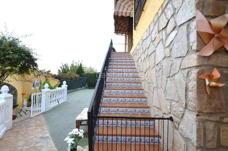 Foto 5a304194-2a05-463e-8ba2-c7e555029292. Chalet con riscaldamento parcheggio piscina in Coloma Nucia (la)