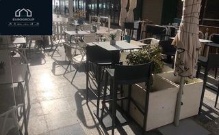 Lloguer Local Comercial a Playa Levante. Barrestaurante centro de benidorm , zona 1 linea de playa levant
