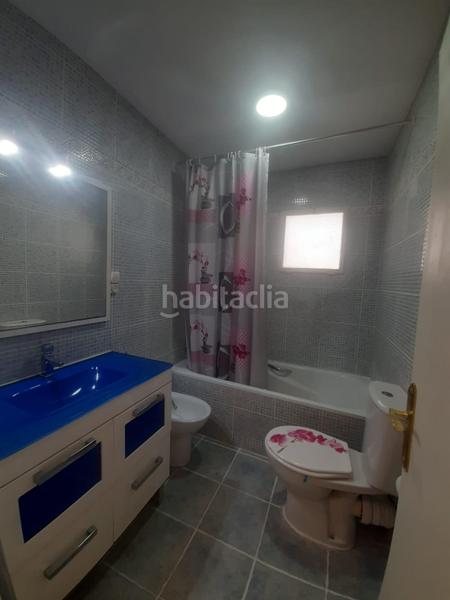 Foto 103cc653-905a-4838-891c-72de47610481. Apartamento  de dos dormitorios en primera linea de playa de levante con parking en Benidorm