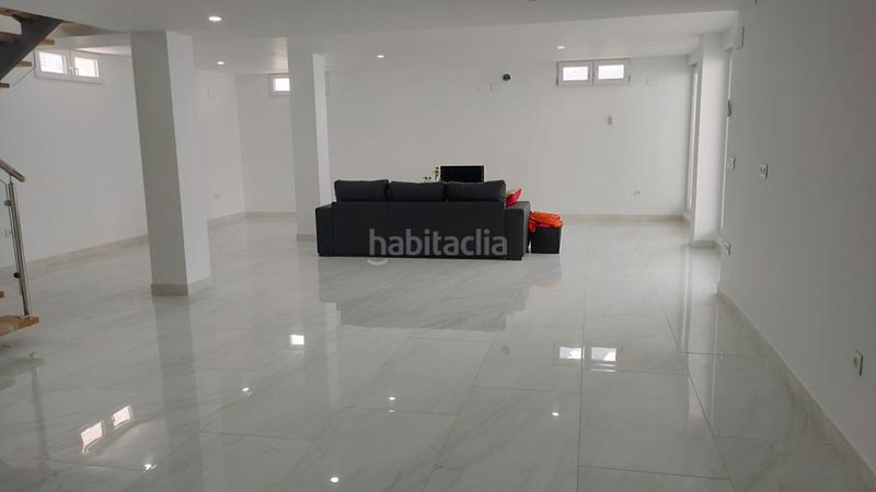 Foto e7ea9a5c-6b7a-4f10-9c38-6b5e5931a54b. Chalet with heating parking pool in Coloma Nucia (la)