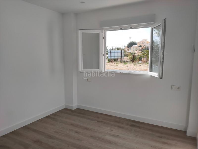 Foto fd8375d2-0239-4f05-a72d-23ca023f52de. Chalet with heating parking pool in Coloma Nucia (la)