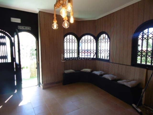 Foto c9d5b58d-faa1-4dde-999a-0d2eed7e5326. Local comercial a Playa Levante Benidorm