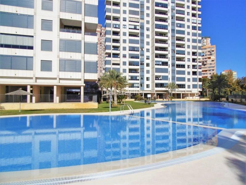Foto 1003c598-9402-4afd-87b1-92b73b6079e2. Apartamento  playa levante www.euroloix.com en Benidorm