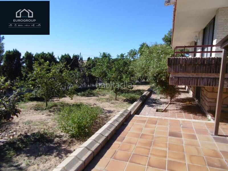 Foto d107550d-ad1f-44c6-b934-8fd2683eb75e. Chalet con riscaldamento parcheggio piscina in Urbanizaciones Benidorm
