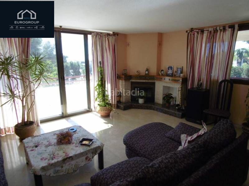 Foto e9e9ace3-d35e-4adf-a0c2-1f37663e7b68. Chalet con riscaldamento parcheggio piscina in Urbanizaciones Benidorm