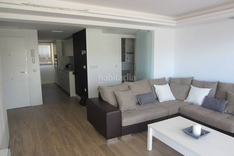 Foto 631dc9b4-9f10-4cc9-8953-5aa1ac7711a2. Apartament amb calefacció a Playa Levante Benidorm