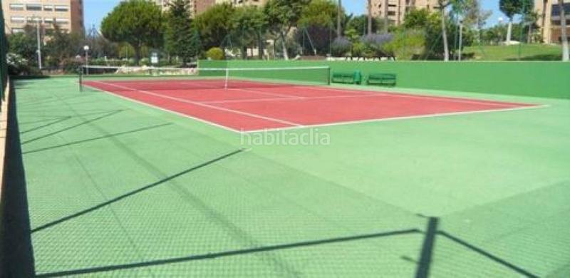 Foto eef78c39-d2fe-4e8f-8d4d-36e31c03d72a. Penthouse with pool in Playa Poniente Benidorm