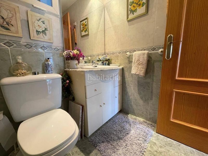 Foto 3e0d70b2-fd6c-405d-8e61-65a533a6ca6e. Apartament amb calefacció aparcament piscina a Levante Alto Benidorm