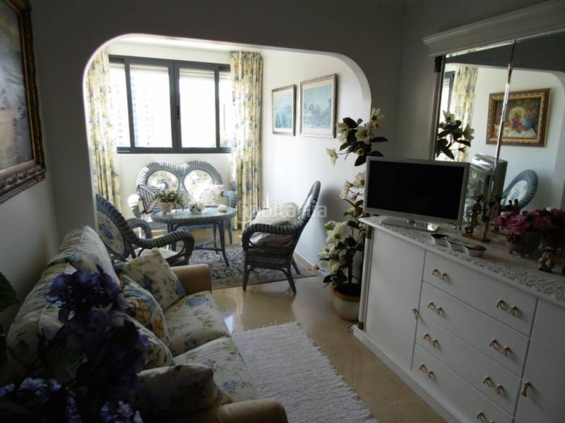 Foto c75bb74f-1adb-41d5-a123-9edd88fb16f9. Apartament amb calefacció aparcament piscina a Levante Alto Benidorm