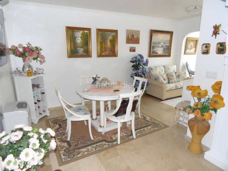 Foto f2c39359-c729-4e1c-933f-ed7feef0e91a. Apartament amb calefacció aparcament piscina a Levante Alto Benidorm