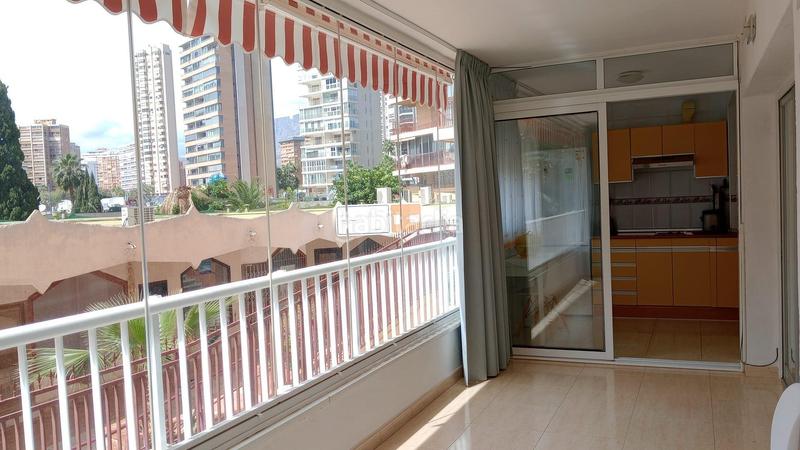 Foto 253d2d4a-95fa-44a6-bea3-aeb02147e28c. Piccolo appartamento con riscaldamento in Playa Levante Benidorm