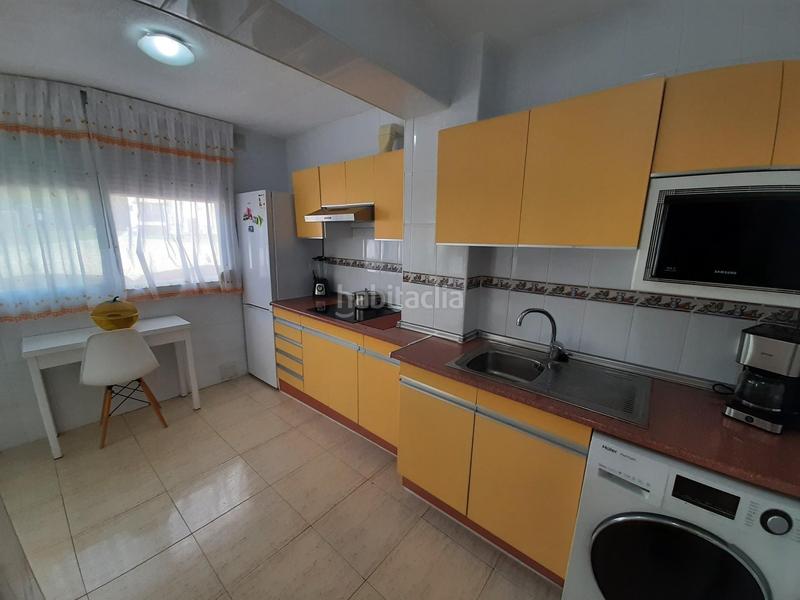 Foto 5594eb53-ac16-4162-869e-84a7aceb762c. Piccolo appartamento con riscaldamento in Playa Levante Benidorm
