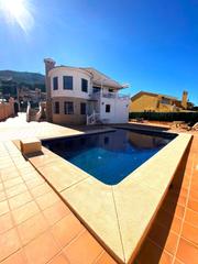 Chalet en L´Albir. Se vende villa en albir dividida en dos viviendas independientes
