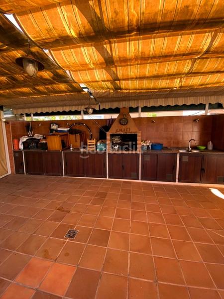 Foto 7bceee21-0324-402d-b2ce-8dcc4b868586. Chalet se vende villa en albir dividida en dos viviendas independientes con piscina propia! en Alfàs del Pi (l´)