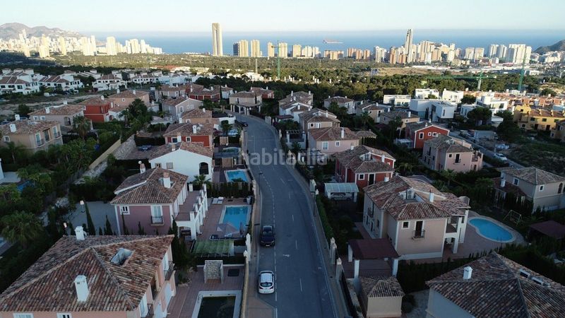 Foto 373580b7-1b16-4608-83ef-3f23cd7c94b8. Xalet amb calefacció aparcament piscina a Golf Bahía Finestrat