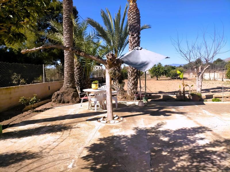 Foto 725f22d2-f9dc-4cac-9782-b368f3342d1f. Masía chalet independiente en zona nuevos juzgados.www.eurocenterinmobiliaria.com en Benidorm