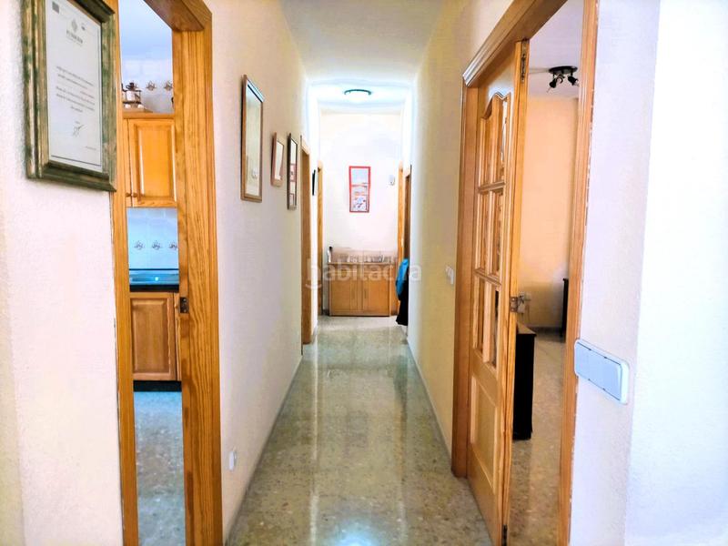 Foto e9aa4665-a16d-4512-98c4-d3299c0153bc. Masía chalet independiente en zona nuevos juzgados.www.eurocenterinmobiliaria.com en Benidorm